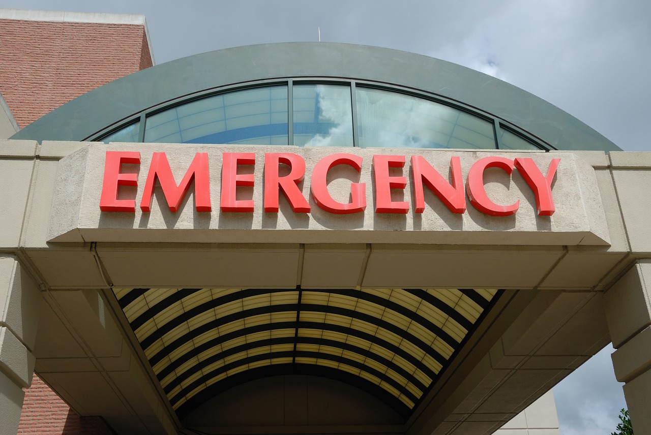 young-adults-using-emergency-rooms-to-treat-toothaches-journalist-s