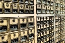 do arvest bank hace safe deposit boxes